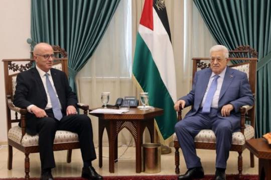 الرئيس عباس يؤكد إجراء الانتخابات التشريعية الفلسطينية في موعدها المحدد