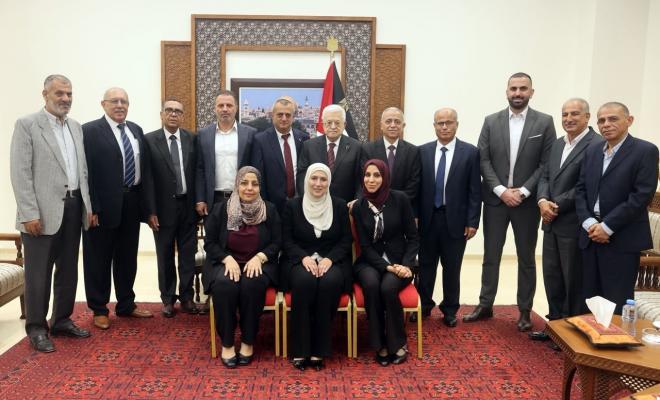 استعرض الخطة الاستراتيجية للبلدية
