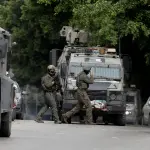 الاحتلال يشن عدواناً عسكرياً على الظاهرية