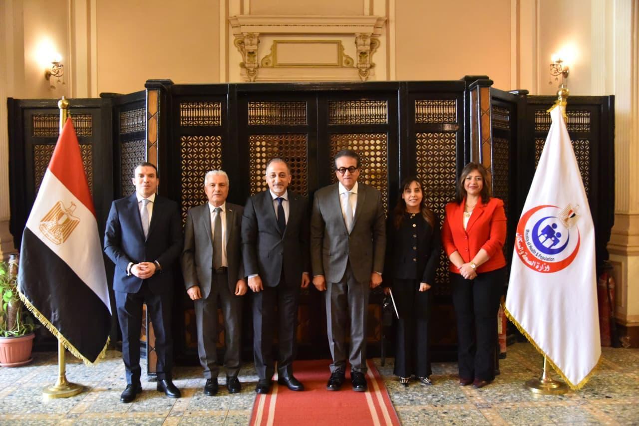 بحث تعزيز الدعم العربي للقطاع الصحي وتوفير الأدوية والعيادات المتنقلة ورفع قدرات وزارة الصحة الفلسطينية