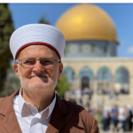 الاحتلال يُجدد إبعاد الشيخ عكرمة صبري عن المسجد الأقصى