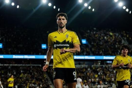 وسام أبو علي يواصل التألق في الدوري الأميركي بثنائية تقود كولومبوس للفوز