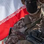 مؤسسة عسكرية إيرانية تستلهم حرب أوكرانيا لإعادة تشكيل عقيدتها القتالية وتطوير قدراتها التكنولوجية