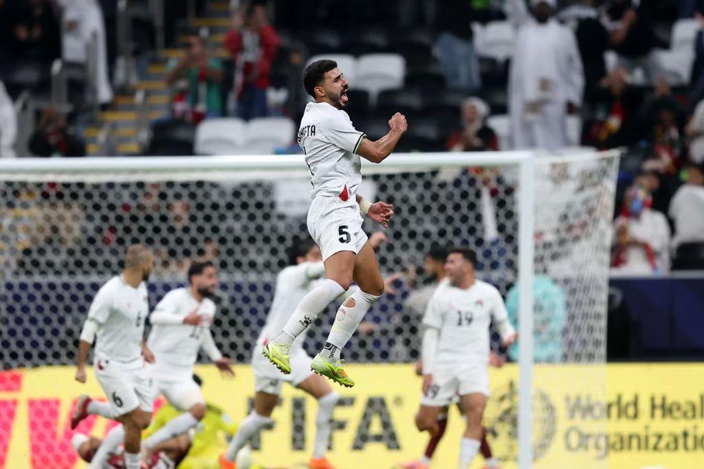 هدف قاتل في الثواني الأخيرة يمنح منتخب فلسطين ثلاث نقاط ثمينة أمام مستضيف البطولة