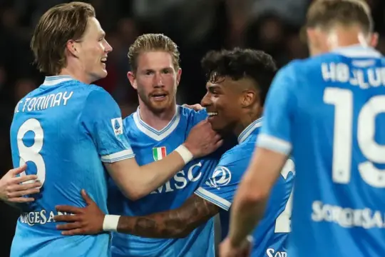 فيديو: نابولي يؤجل تتويج إنتر برباعية نظيفة أمام كريمونيزي