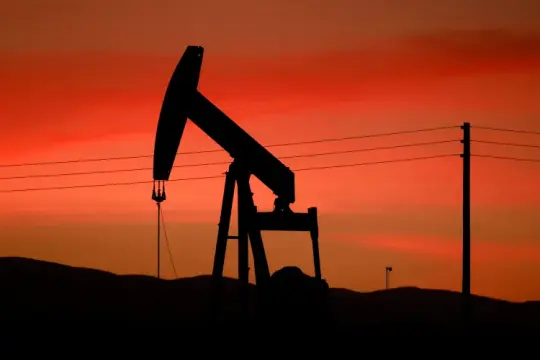 حرب إيران تُشعل أسعار الطاقة في العالم بعد هجمات على منشآت خليجية