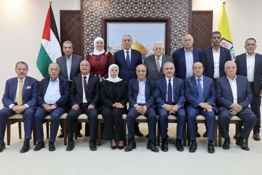 اللجنة المركزية لحركة فتح تنتخب حسين الشيخ نائباً لرئيس الحركة