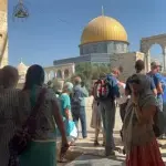 في خامس أيام العرش.. 220 مستوطناً يقتحمون المسجد الأقصى