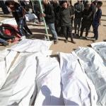 الاحتلال يسلم 15 جثماناً لشهداء من قطاع غزة