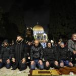 40 ألف مصلٍّ يؤدون العشاء والتراويح في المسجد الأقصى رغم القيود