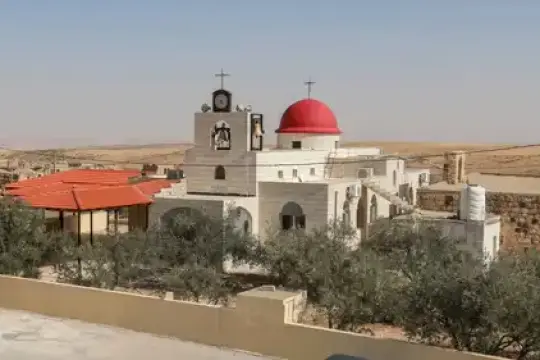 ارتفاع حصيلة الهجوم المسلح على كنيسة في الأردن إلى 8 قتلى و27 مصابًا