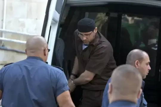 الأسير البرغوثي يعيش ظروف إعدام بطيء داخل سجون الاحتلال