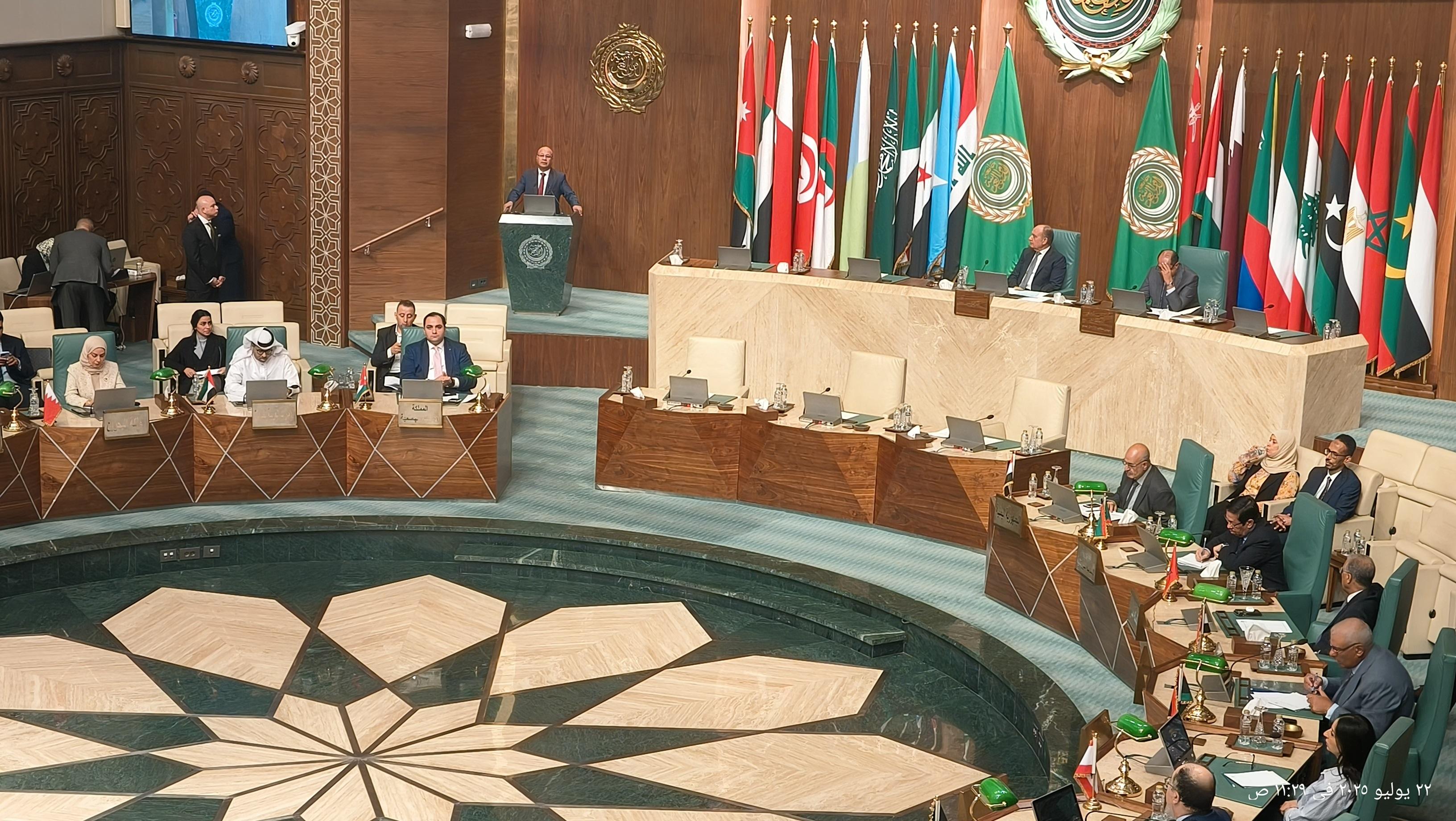 الاجتماع الوزاري يؤكد دعم حل الدولتين وحماية المقدسات الفلسطينية ويدين الاعتداءات الإيرانية على الدول العربية