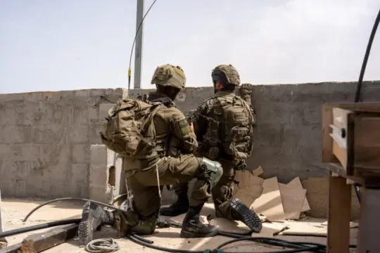 إعلام عبري: الجيش قتل 9 مقاتلين جدد من حماس بأنفاق رفح