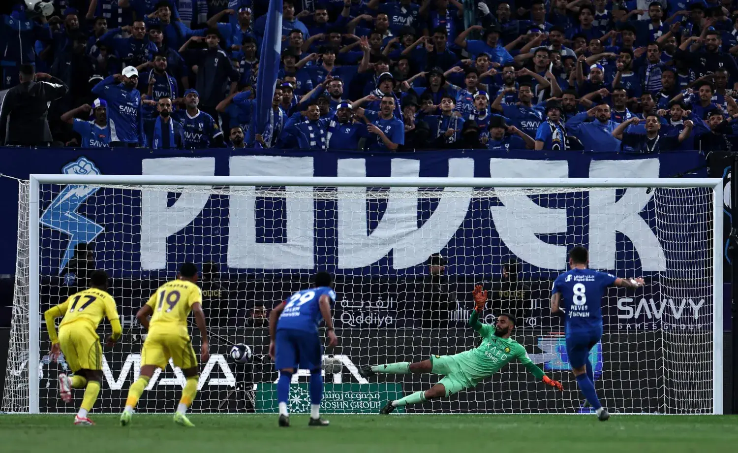 ثلاثية هلالية تقود الزعيم لفوز مثير في الديربي بعد طرد نواف العقيدي وتألق سالم الدوسري ونيفيز