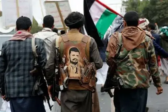 السعودية تغلق خط أنابيب نفط مع تضييق الحوثيين الخناق على الشحن في البحر الأحمر