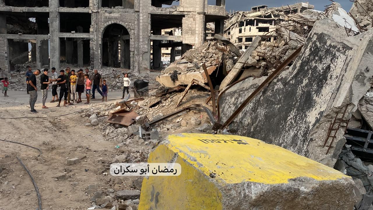 وسط قصف وعمليات نسف