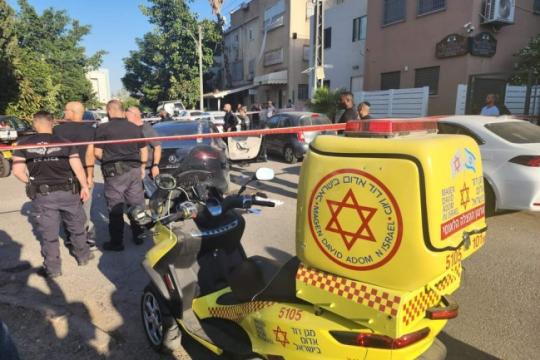 اللد: إصابات في اشتباكات مسلحة وإحباط محاولة "تصفية"