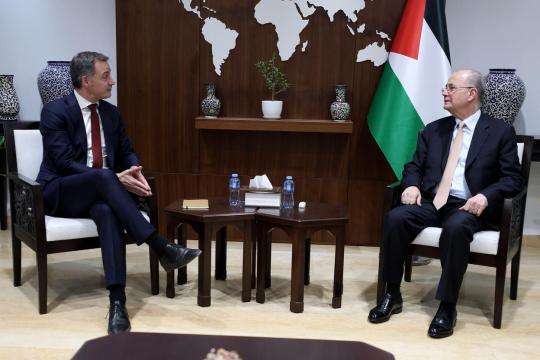 مصطفى يبحث مع برنامج الأمم المتحدة الإنمائي تسريع الإغاثة وإعادة الإعمار في غزة