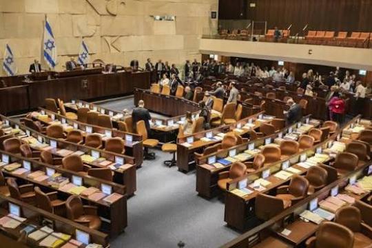 المستشارة القضائية للكنيست: قانون تجميد اعتقال الحريديم شابه خلل تشريعي جوهري