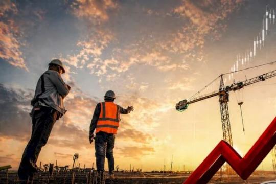 اتحاد المقاولين يتحدث عن تداعيات انحفاض سعر الدولار على المقاولات