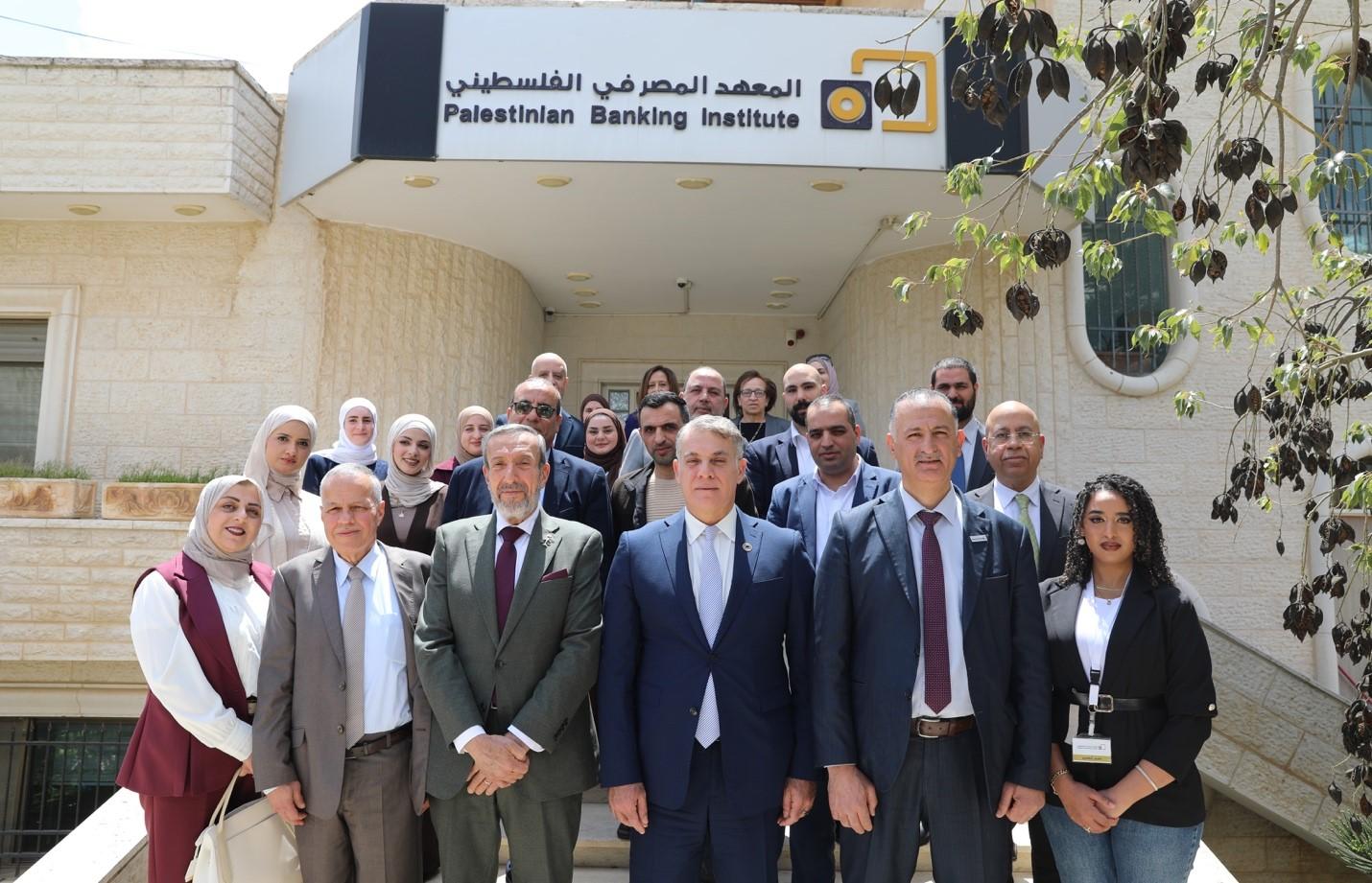 بمشاركة سلطة النقد ووزارة العدل.. برنامج متخصص لإعداد محكّمين معتمدين يدعم استقرار القطاع المصرفي