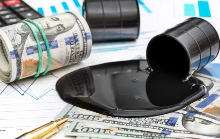 اضطرابات الإمدادات تدفع خام برنت فوق 107 دولارات وسط تحذيرات من أزمة طاقة عالمية