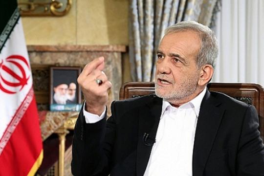 الرئيس الإيراني: الانتقام لاغتيال المرشد يعد واجباً