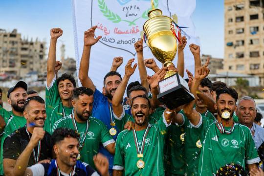 الصداقة يتوج بطلاً للبطولة السابعة لكرة القدم الشاطئية بعد فوز كبير على نماء