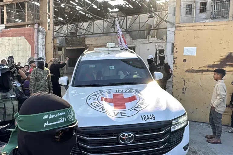 مصدر بالمقاومة: الاحتلال يرفض دخول الصليب لشرق غزة للبحث عن جثث الأسرى
