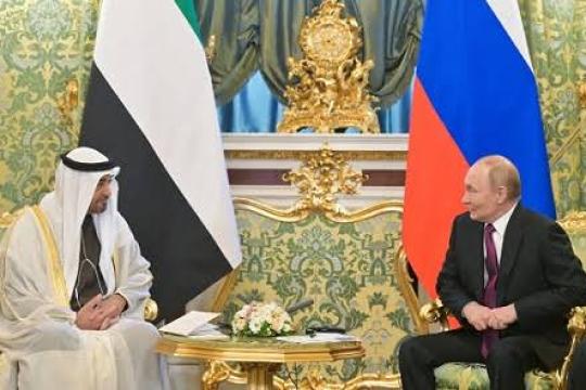الإمارات وروسيا تبحثان تطورات الشرق الأوسط وجهود تعزيز السلام