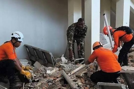 ارتفاع حصيلة ضحايا زلزال إندونيسيا إلى 51 قتيلًا