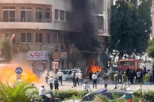 انفجاران في دمشق بالقرب من مقر إقامة الرئيس الفرنسي ماكرون