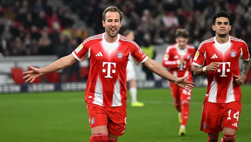 هاتريك هاري كين يقود بايرن ميونيخ لسحق شتوتغارت بخماسية نظيفة