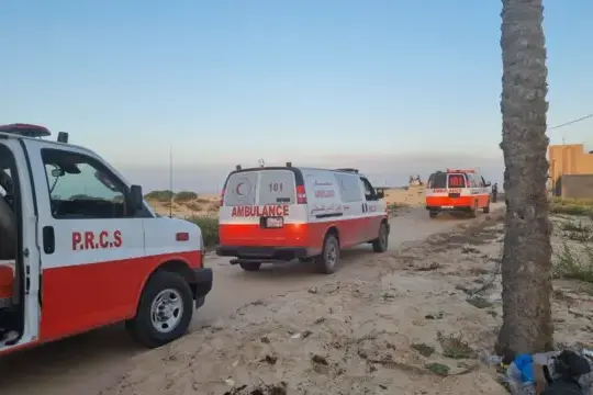 صحة غزة تدين اعتقال المسعف خفاجة وتعدّه اعتداءً على العمل الإنساني