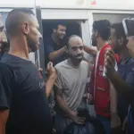 وصول 11 أسيراً إلى مستشفى شهداء الأقصى في دير البلح لتلقي العلاج