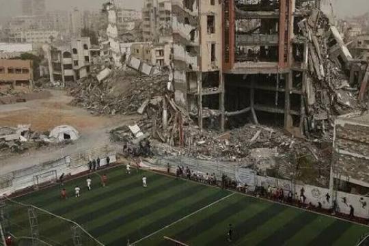 القضاء الفرنسي يلغي قرار إزالة صورة من غزة في مهرجان دوفيل