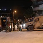 إصابة مواطنة خلال اقتحامات بمسافر يطا وإغلاق طريق رئيسي غرب بيت لحم