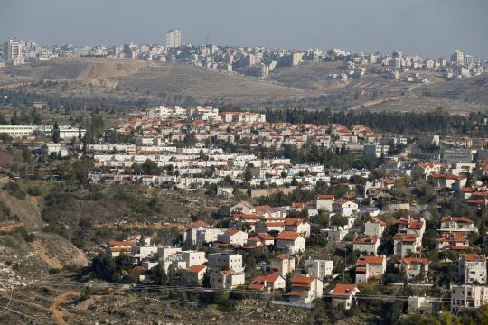 مخطط استيطاني جديد لبناء 2300 وحدة في "جيلو" جنوب القدس يثير مخاوف من عزل المدينة عن الضفة