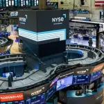 الأسهم الأمريكية تتراجع مع تصاعد المخاوف بشأن إنفاق شركات التكنولوجيا على الذكاء الاصطناعي