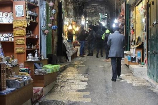 محافظة القدس: مخطط إسرائيلي جديد يستهدف الاستيلاء على عقارات تاريخية وتوسيع “الحي اليهودي” داخل البلدة القديمة