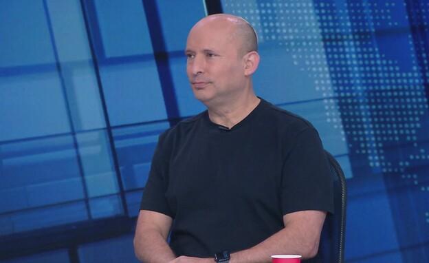 بينيت: نتنياهو صنع «وحشاً» ويتهرب من المسؤولية ويُبقي «خونة» في مكتبه