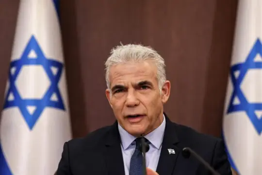 لبيد: من لا يتجند للجيش لن يصوّت في الانتخابات