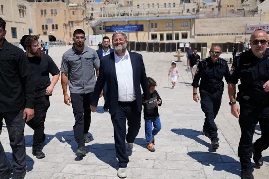 بعد الأقصى.. بن غفير يقتحم الحرم الإبراهيمي في الخليل