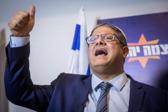 بن غفير يؤكد تطبيق "قانون الضوضاء" على مكبرات صوت المساجد