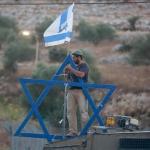 مستوطنون يقيمون بؤرة جديدة قرب تجمع بدوي بالخان الأحمر شرق القدس