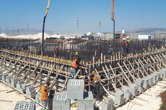 انخفاض أسعار تكاليف البناء في الضفة الغربية خلال 2025