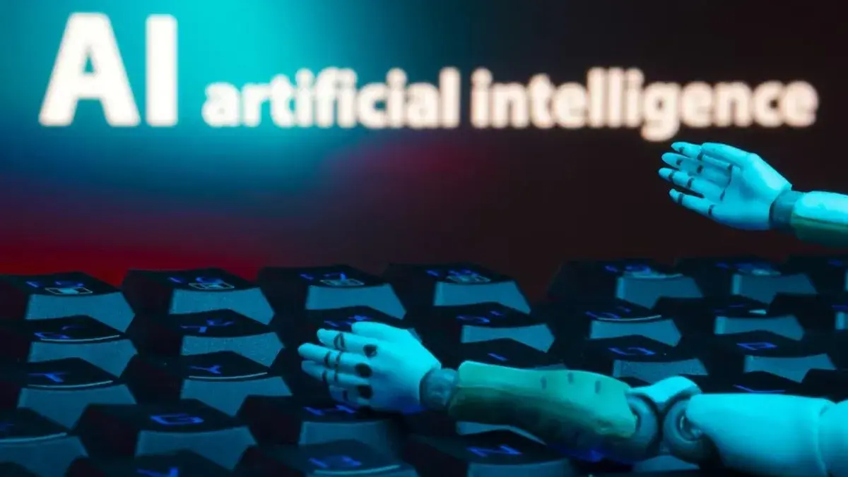 معهد النماذج التأسيسية يكشف تفاصيل التدريب والأوزان والرموز في تحدٍ لنهج تطوير الذكاء الاصطناعي المغلق