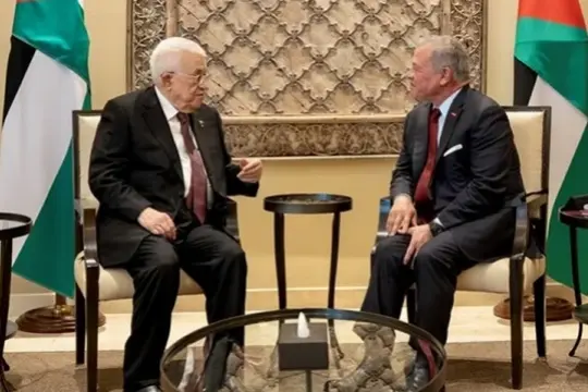 عباس والملك عبد الله الثاني يبحثان التطورات في فلسطين والتنسيق المشترك