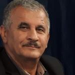 أبو فادي محمد دحلان.. من الفصل والإبعاد إلى استراتيجية الحل الفلسطيني